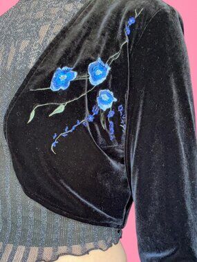 Vintage 90s velvet embroidered bolero shrug cropped cardigan